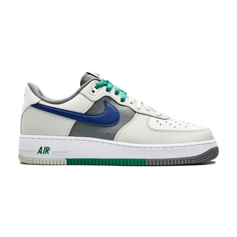 Кроссовки мужские Nike Air Force 1 &apos;07 LV8