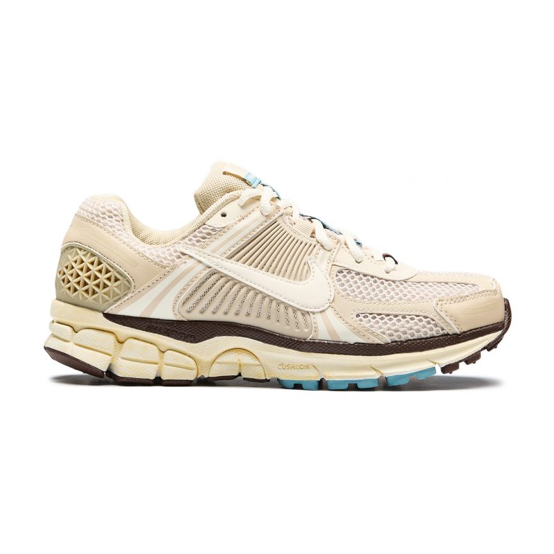 Кроссовки женские NIKE Zoom Vomero 5 Oatmeal