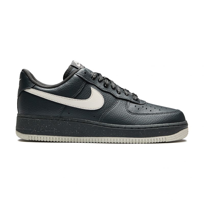 Кроссовки женские Nike Air Force 1 &apos;07