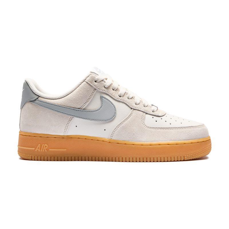 Кроссовки мужские Nike Air Force 1 &apos;07 LV8