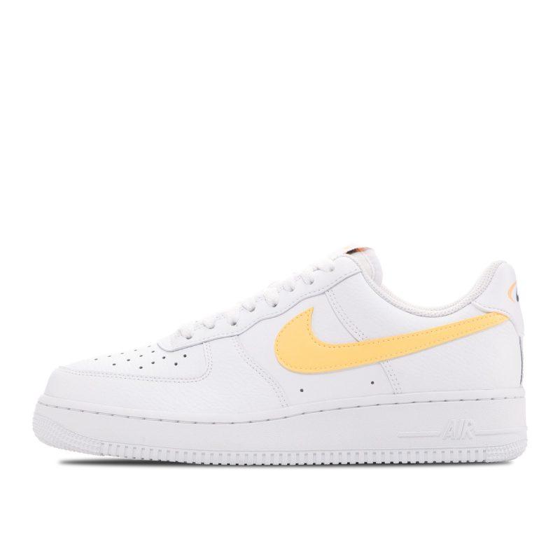 Женские кроссовки Nike Air Force 1 '07 белые