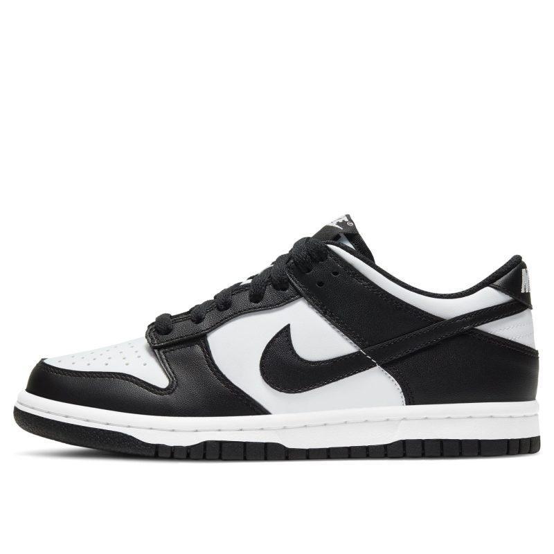 Женские кроссовки Nike Dunk Low чёрно-белые