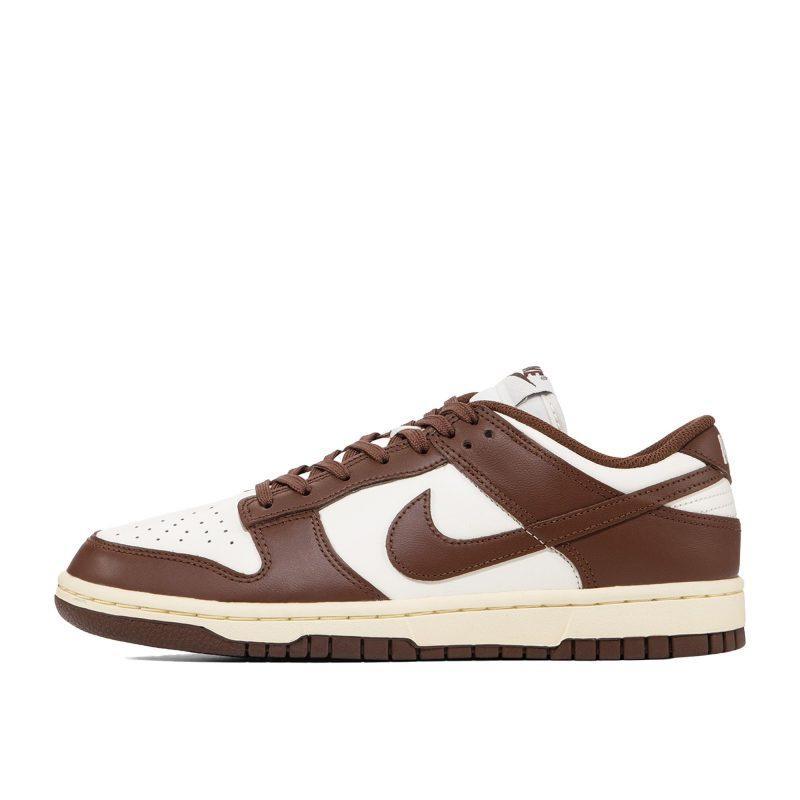 Женские кроссовки Nike Dunk Low коричневые