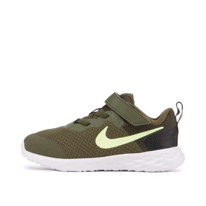 Женские кроссовки Nike Revolution 6 хаки
