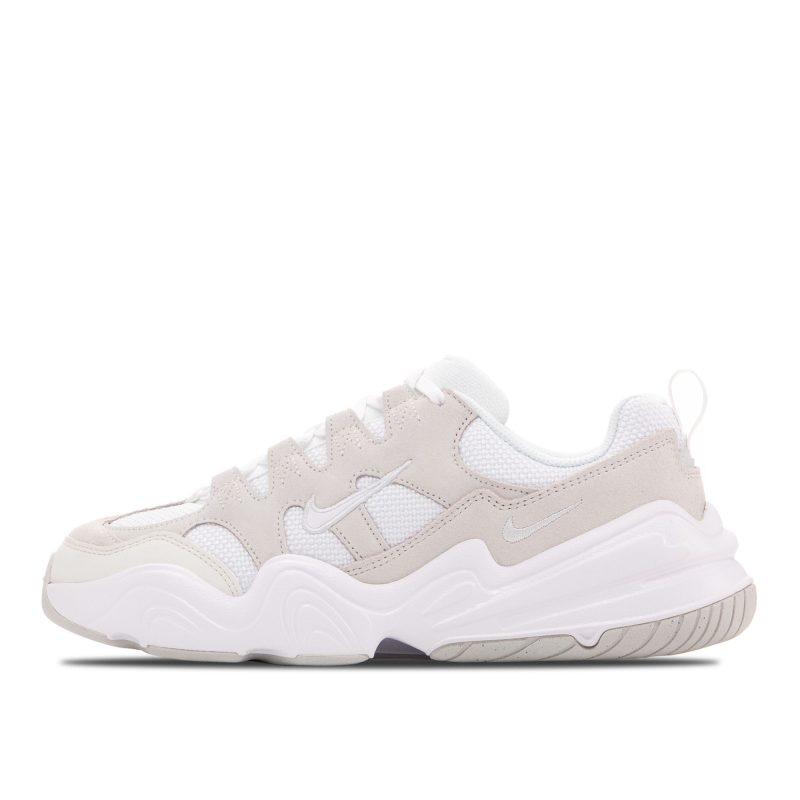 Женские кроссовки Nike Tech Hera серые